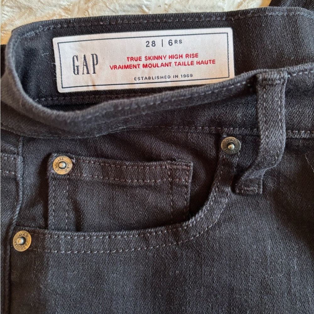 GAP High Rise Skinny Jeans